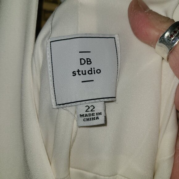 David’s Bridal DB Studio Pant Romper Soft White Sz 22 Lined Elegant Wide Leg - Picture 7 of 7